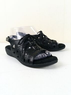 Cobbie Cuddlers Black Leather Sandals Women Size 8W Lace Up Slingback
